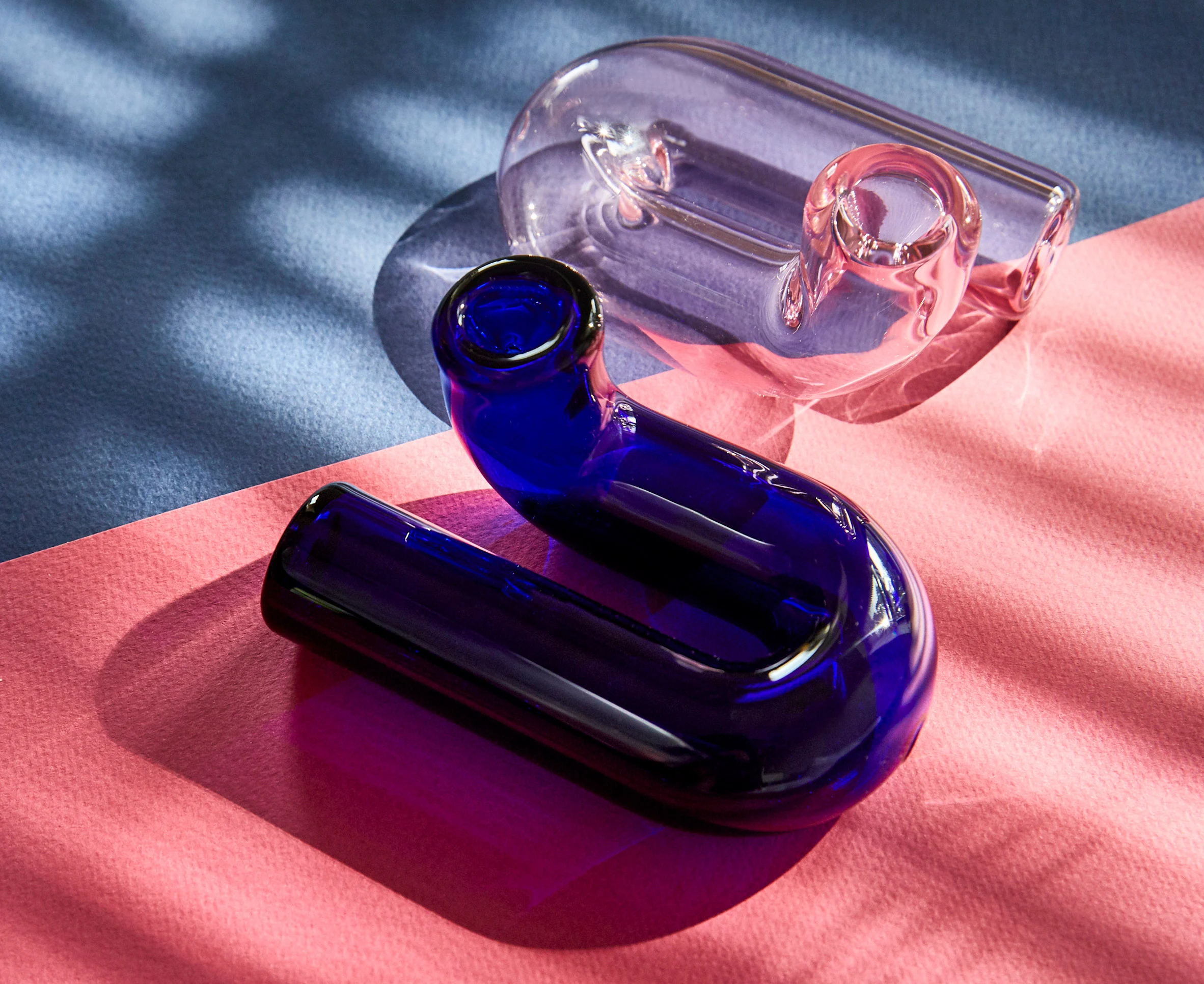 Curious About Cannabis Pipes? Explore the Traditional and Diverse World of Smoking Bowls!